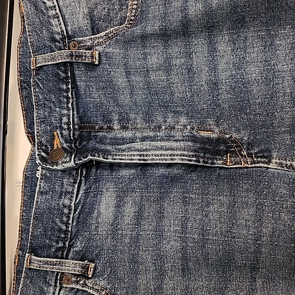 OLD NAVY MEN'S JEANS - Picture 2 of 9